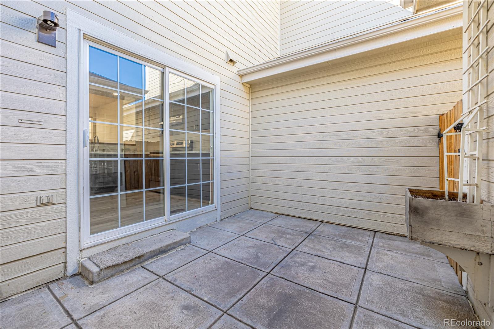 5155 W Quincy Avenue Unit: M-104