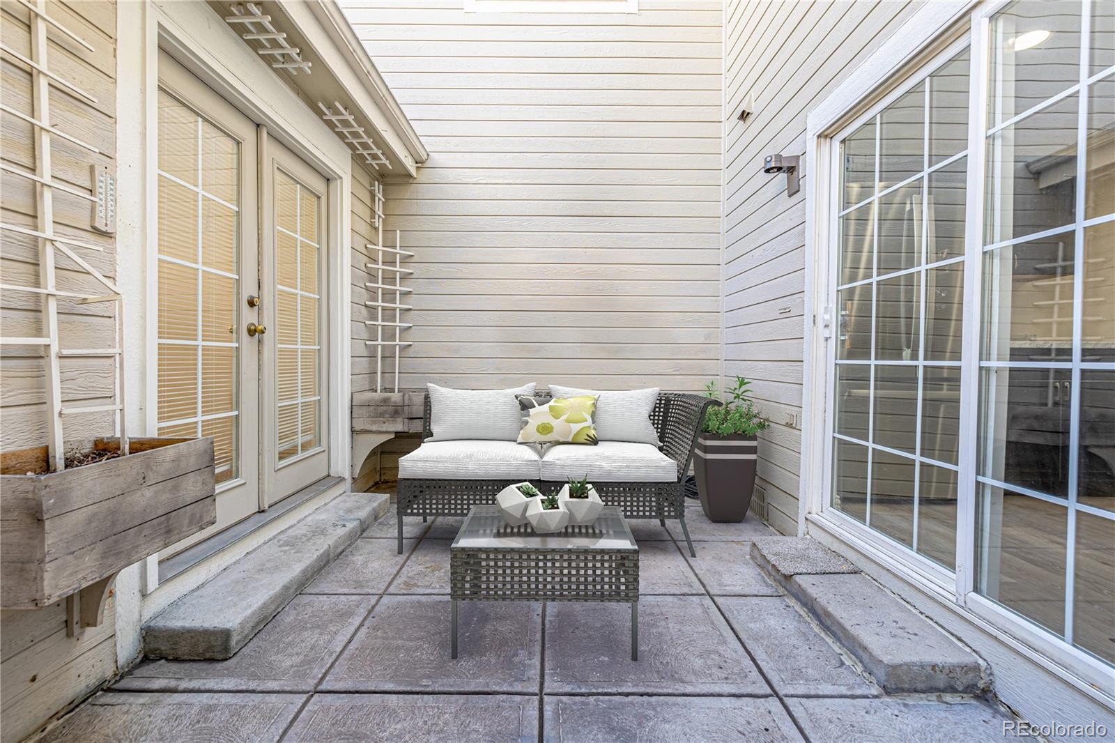 5155 W Quincy Avenue Unit: M-104