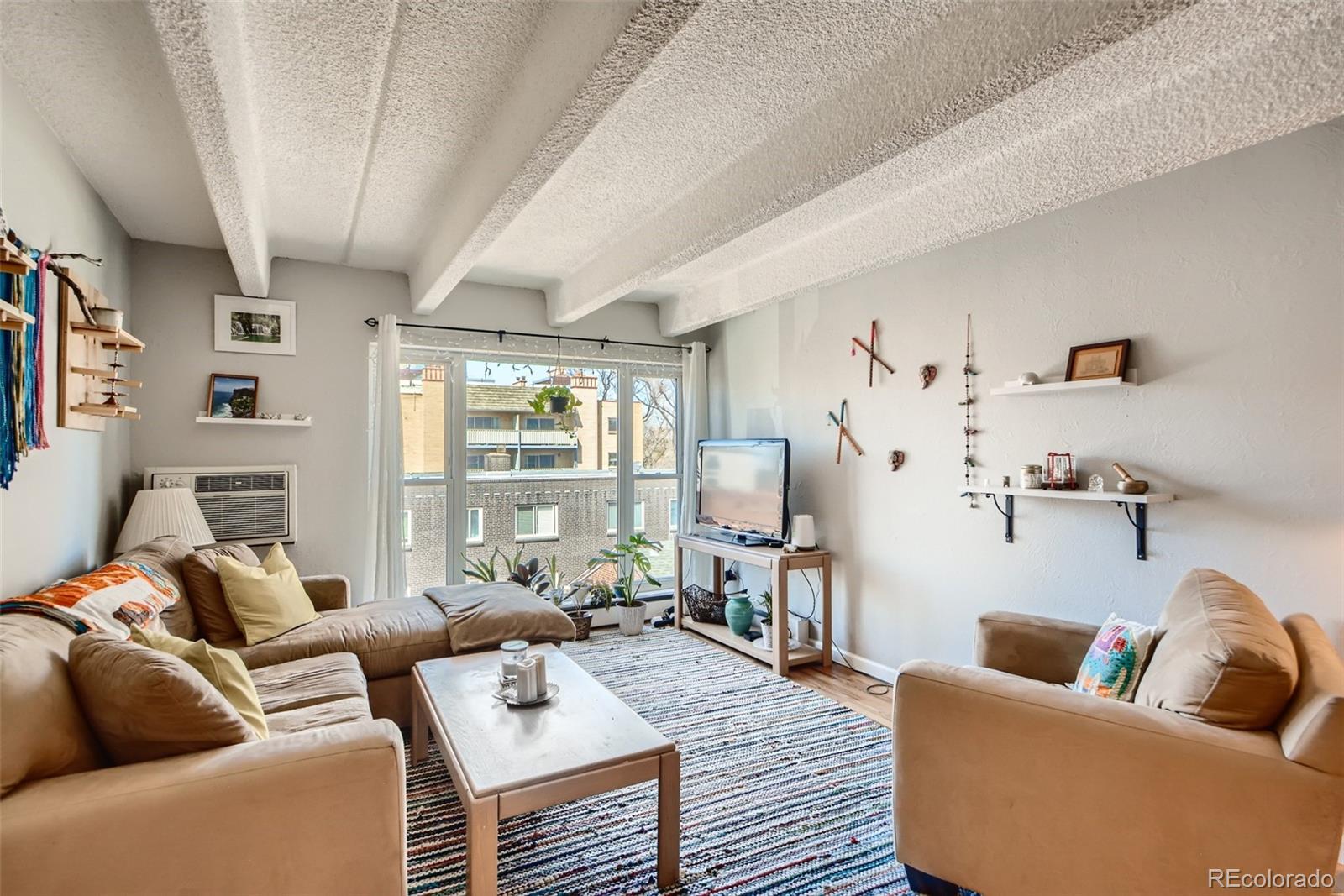 33 N Corona Street Unit: 404