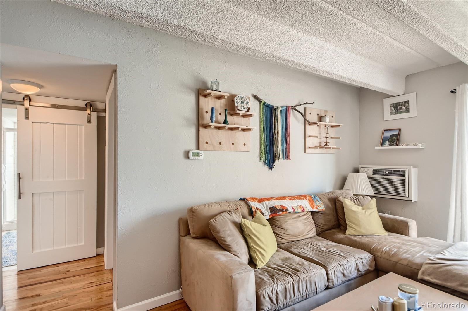 33 N Corona Street Unit: 404