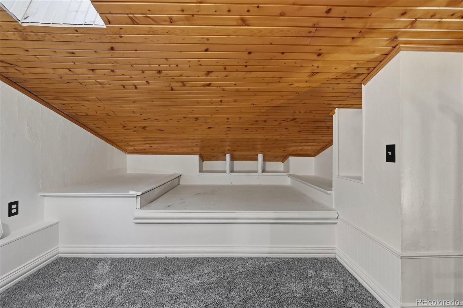5496 Timber Ridge Drive