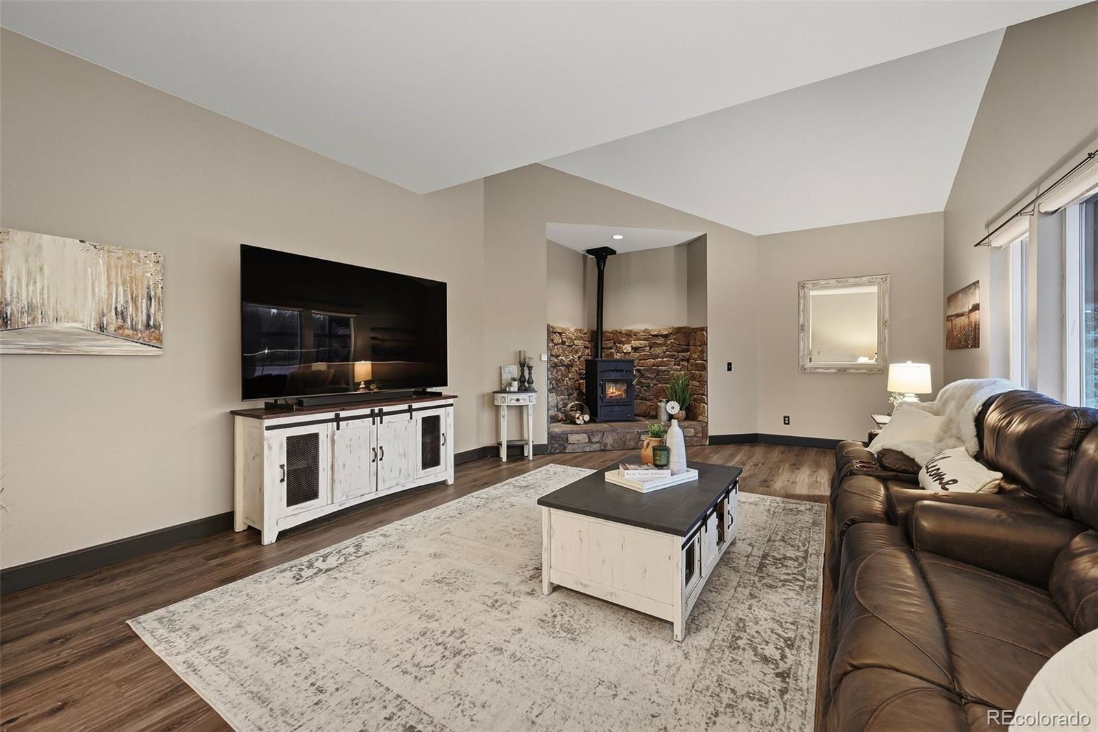 5496 Timber Ridge Drive