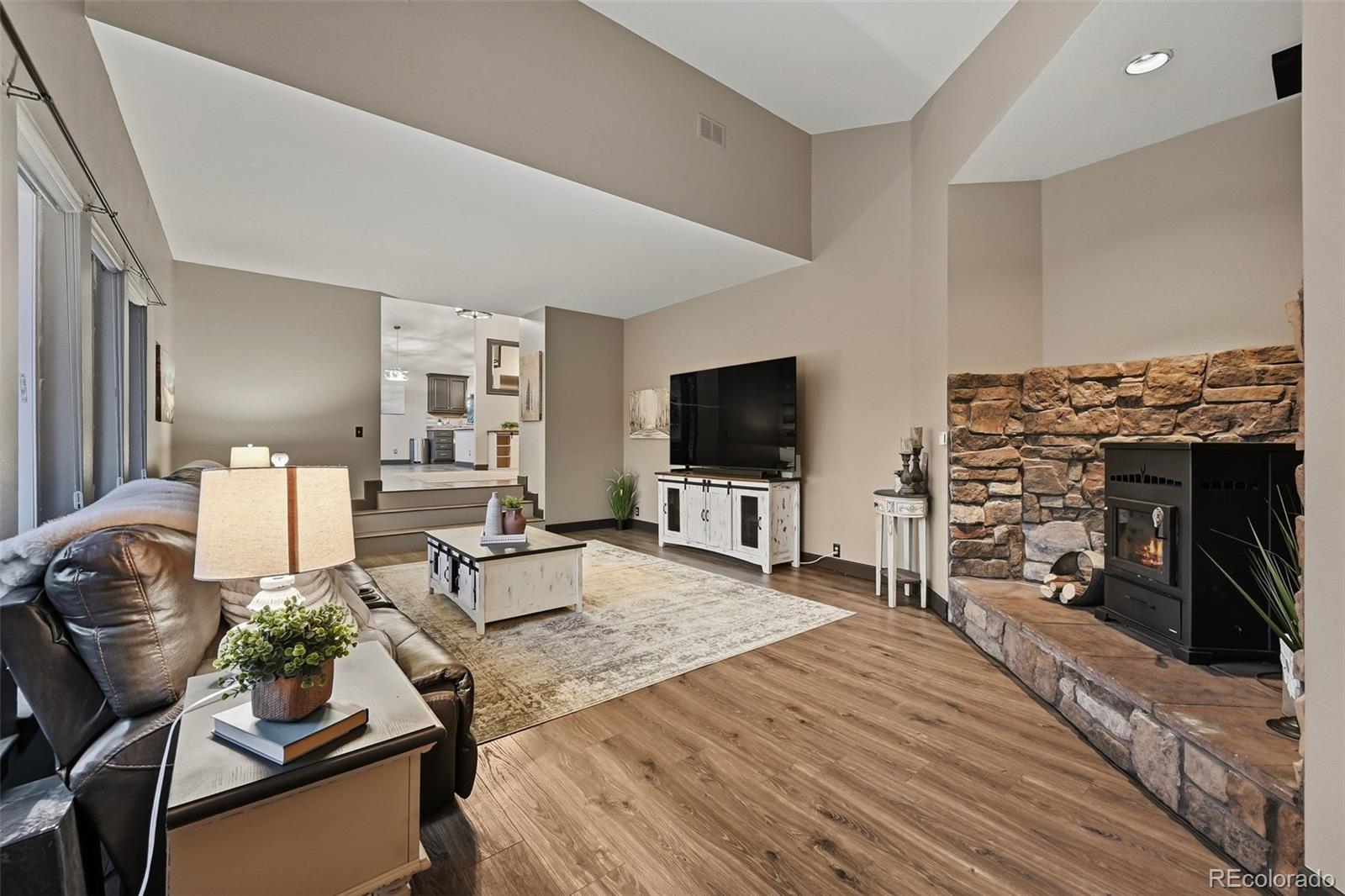 5496 Timber Ridge Drive