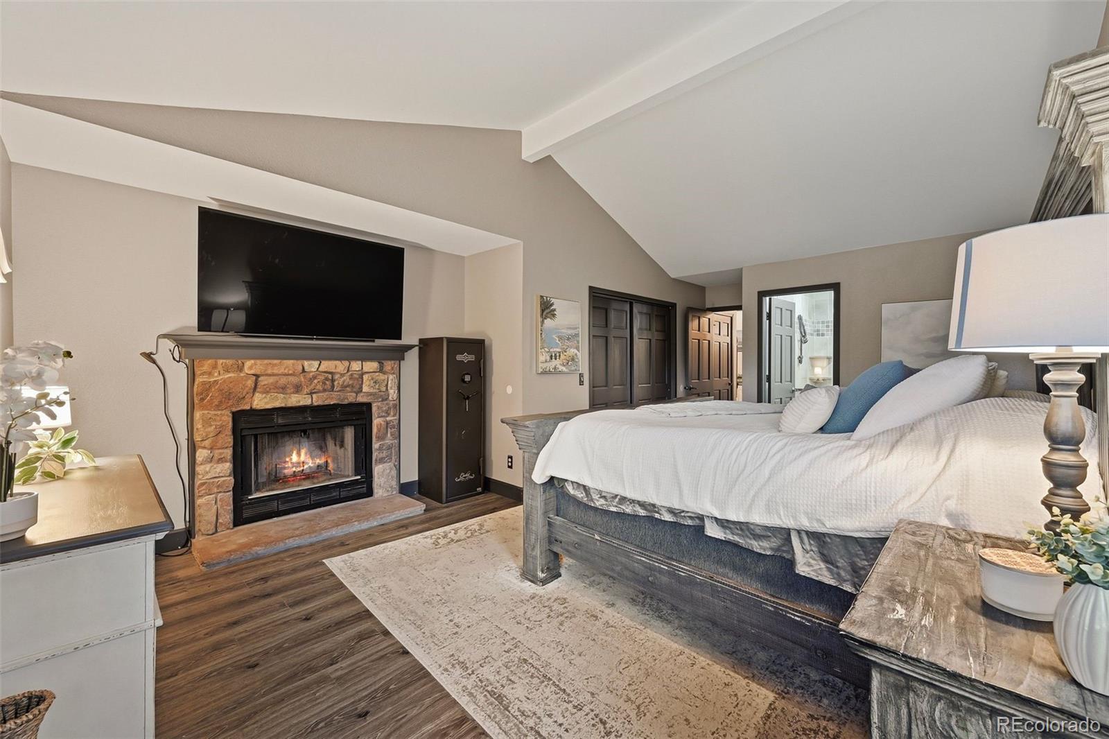 5496 Timber Ridge Drive