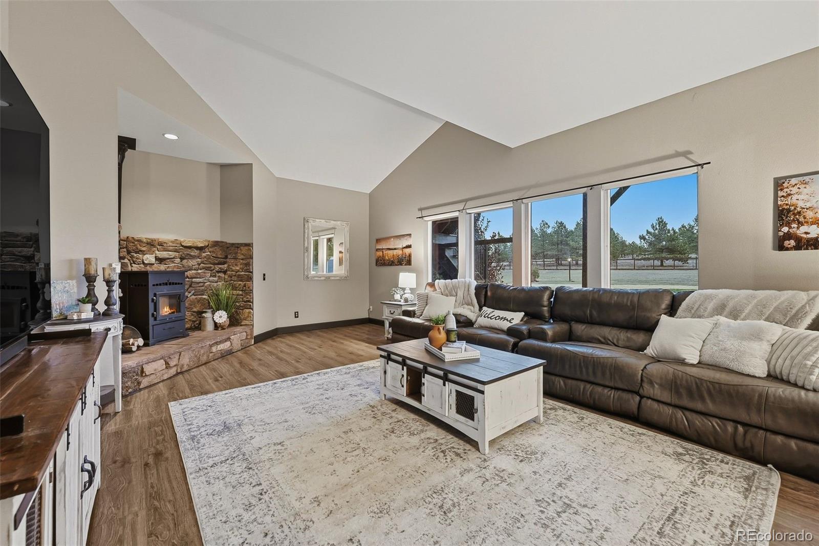 5496 Timber Ridge Drive
