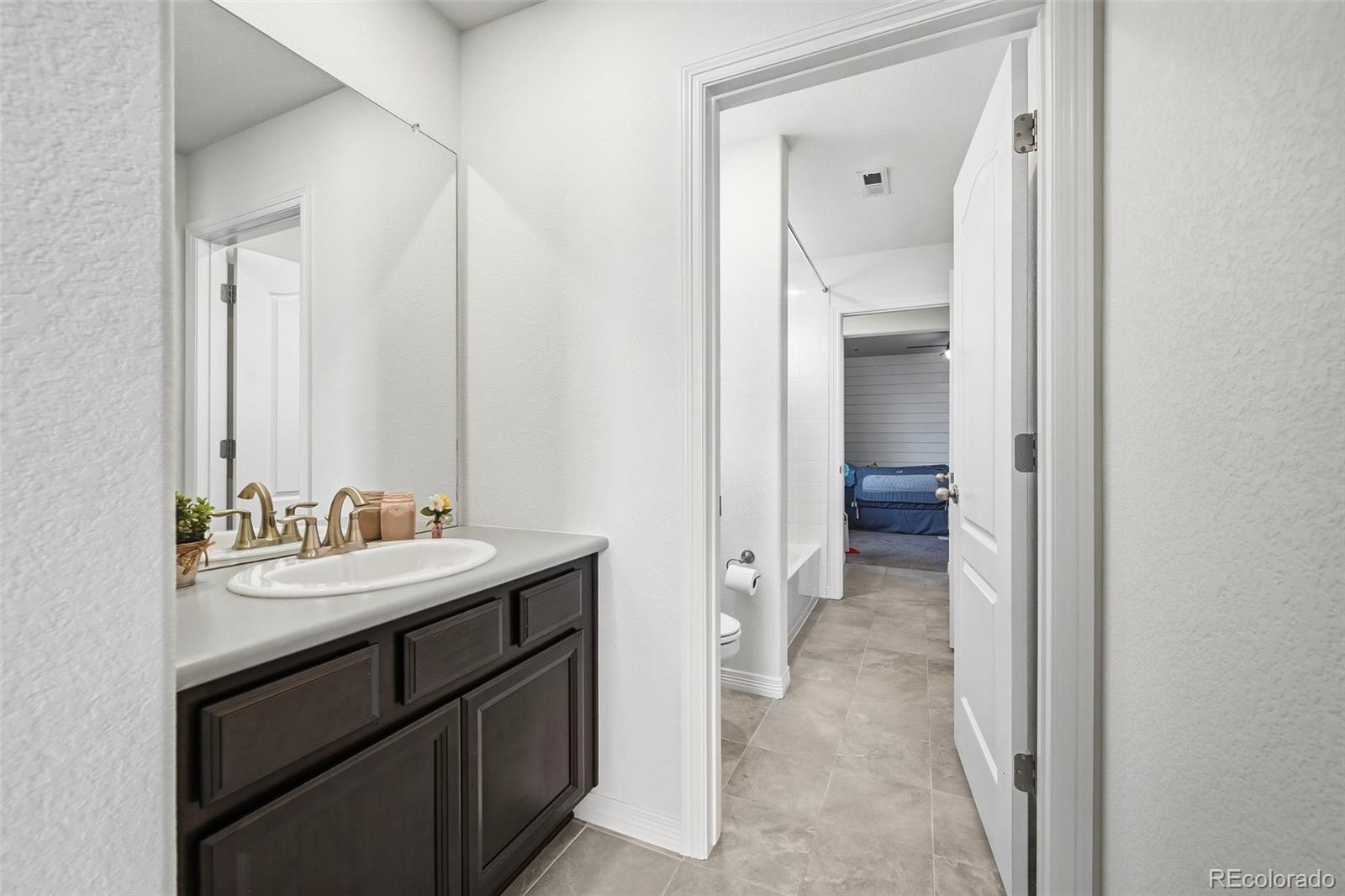 2531 E 163rd Place