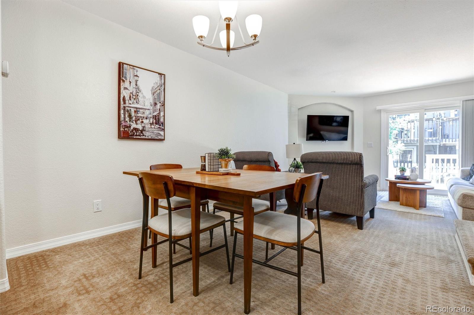 8210 S Fillmore Circle