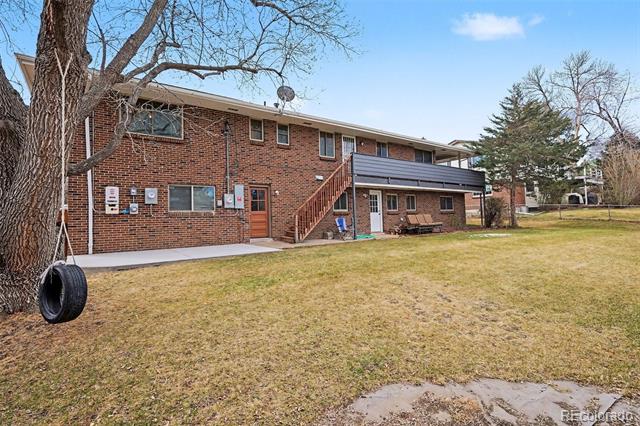 6169 W Roxbury Place