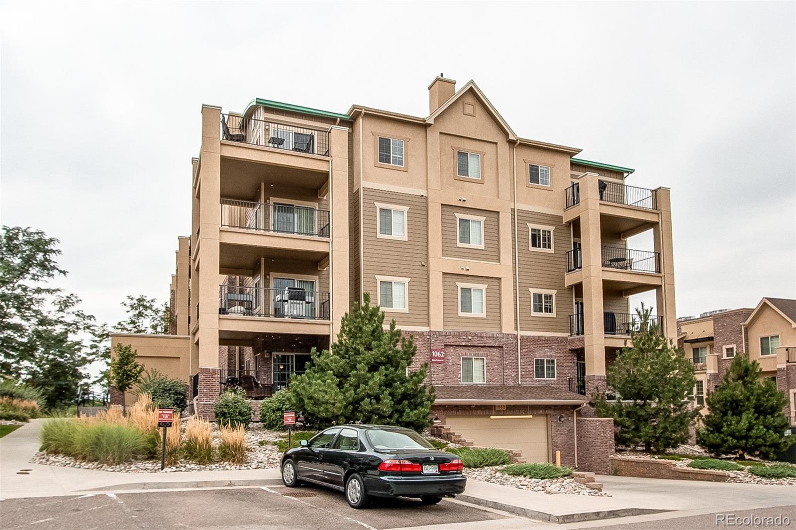 1062 Rockhurst Drive Unit: 102