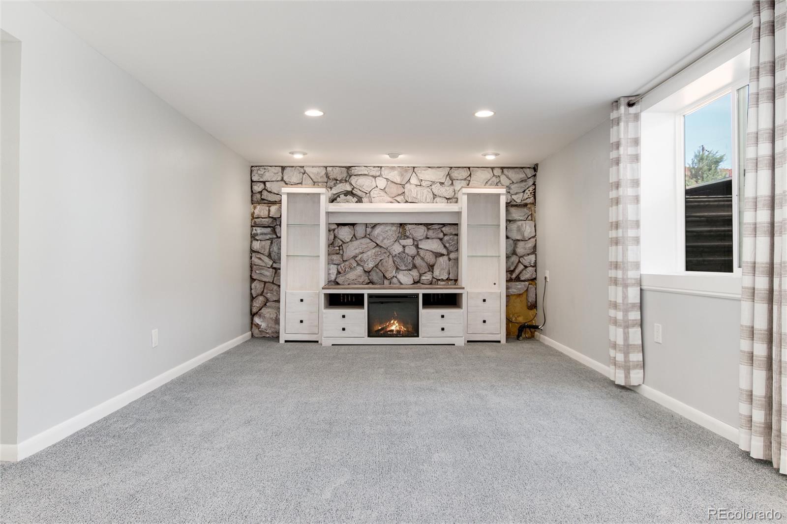 1080 S Briarwood Drive
