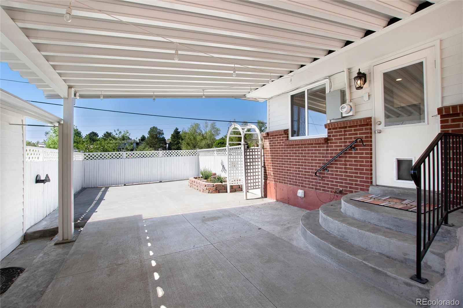 1080 S Briarwood Drive
