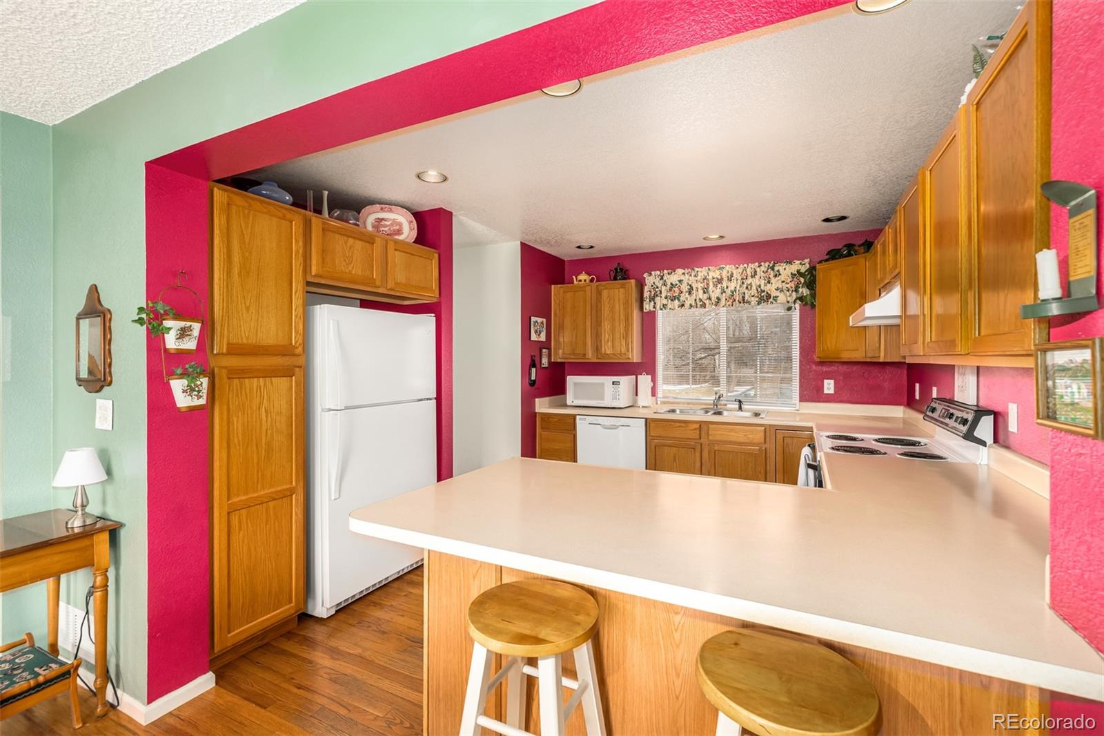 18927 E Saratoga Circle