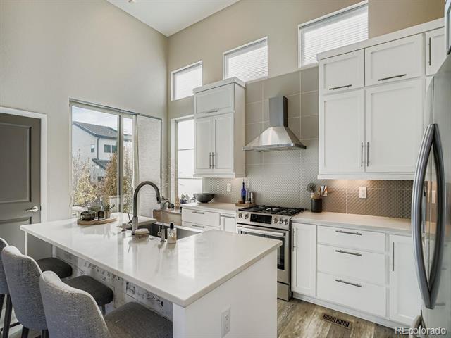 15506 W La Salle Pl Place
