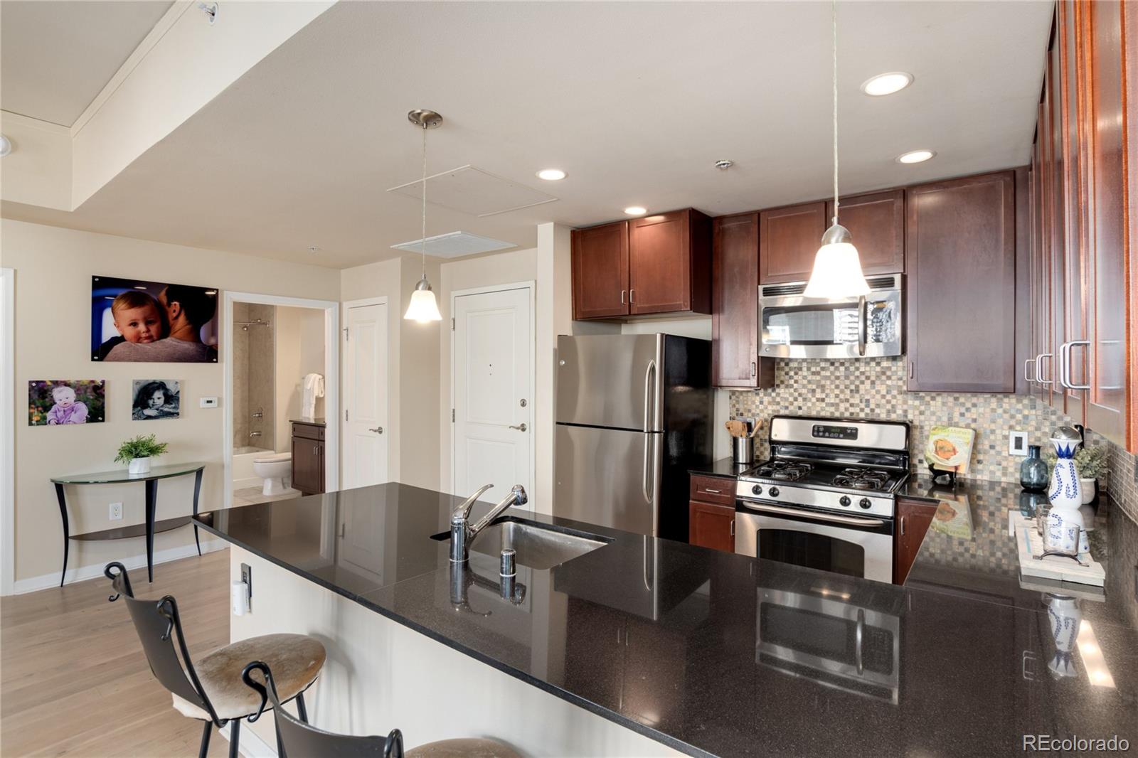 1975 N Grant Street Unit: 813