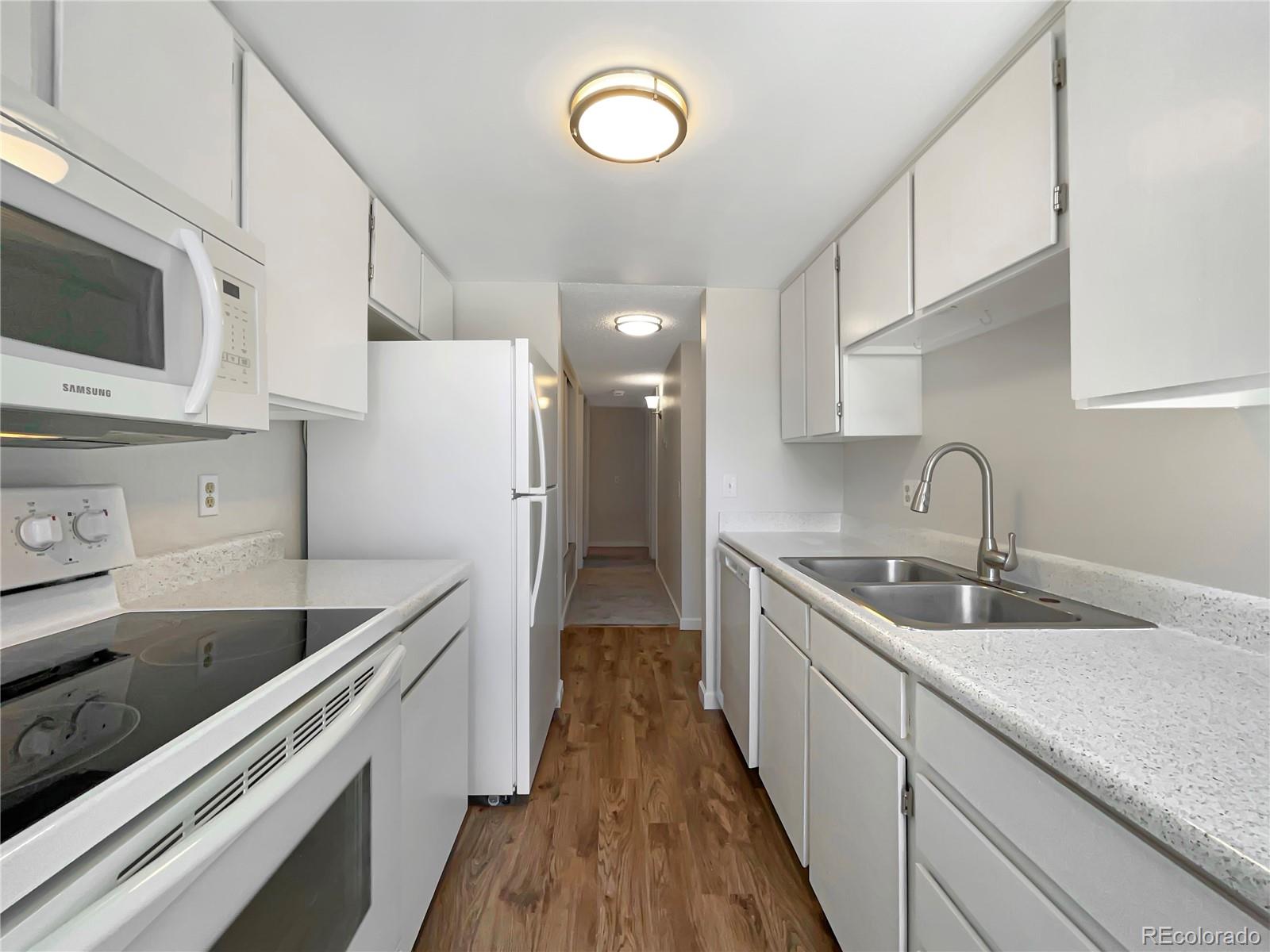 6400 S Dayton Street Unit: H12