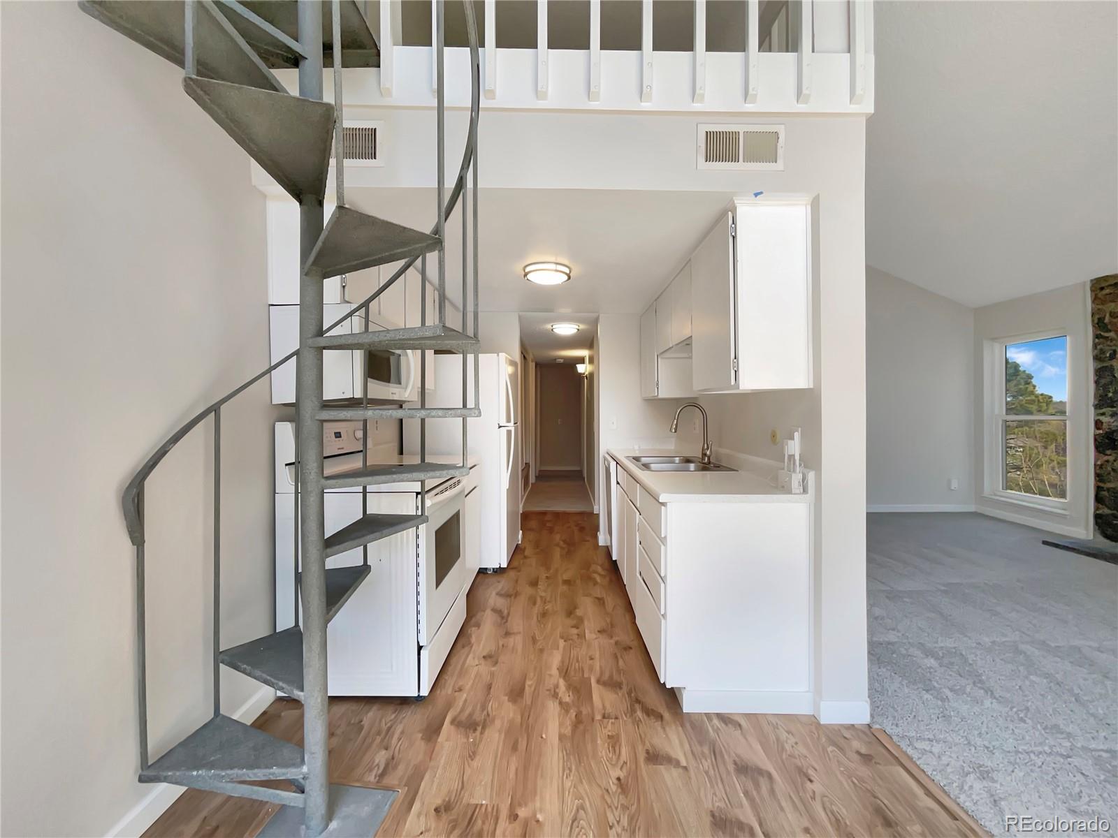 6400 S Dayton Street Unit: H12