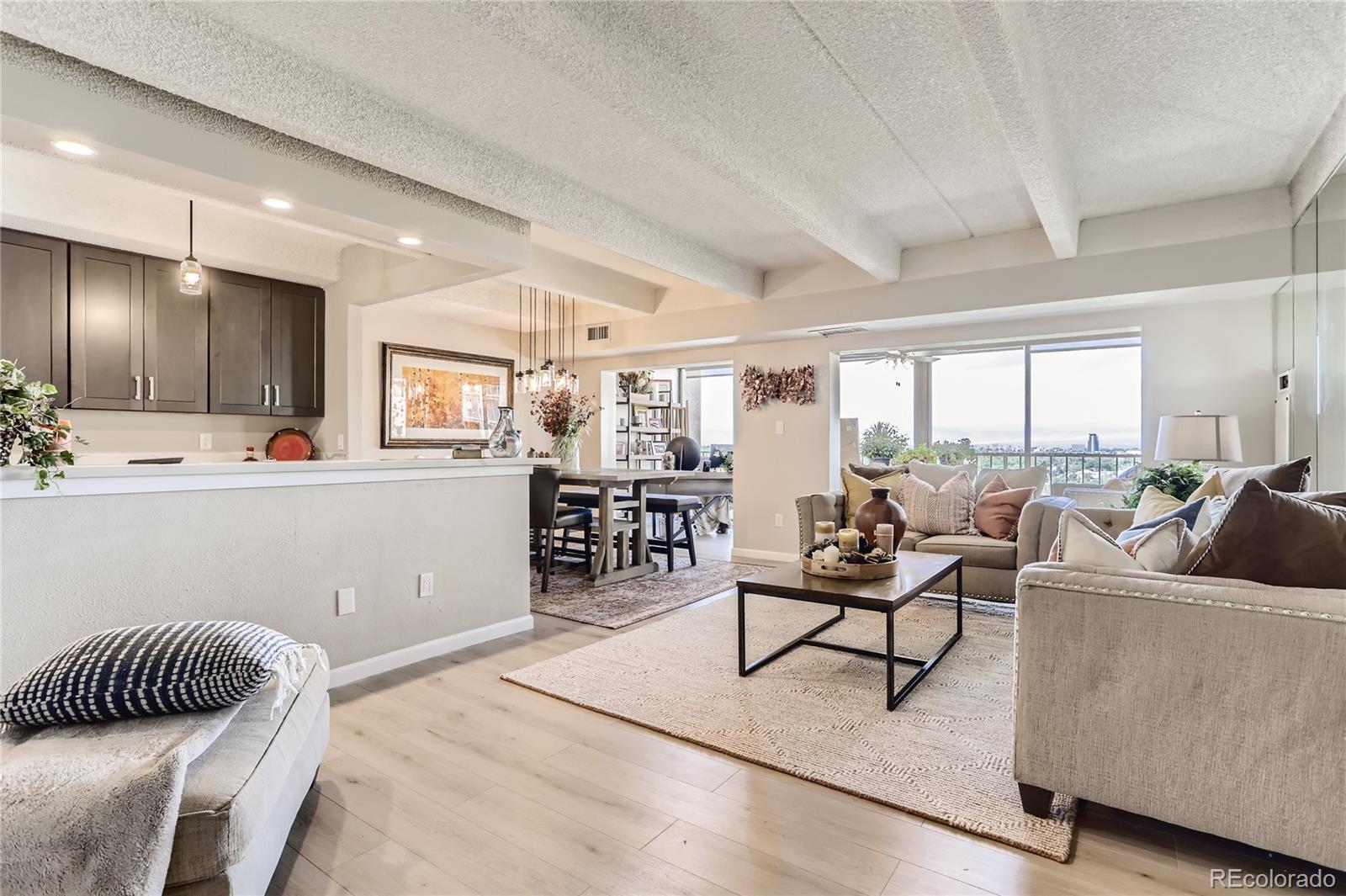 7877 E Mississippi Avenue Unit: 805