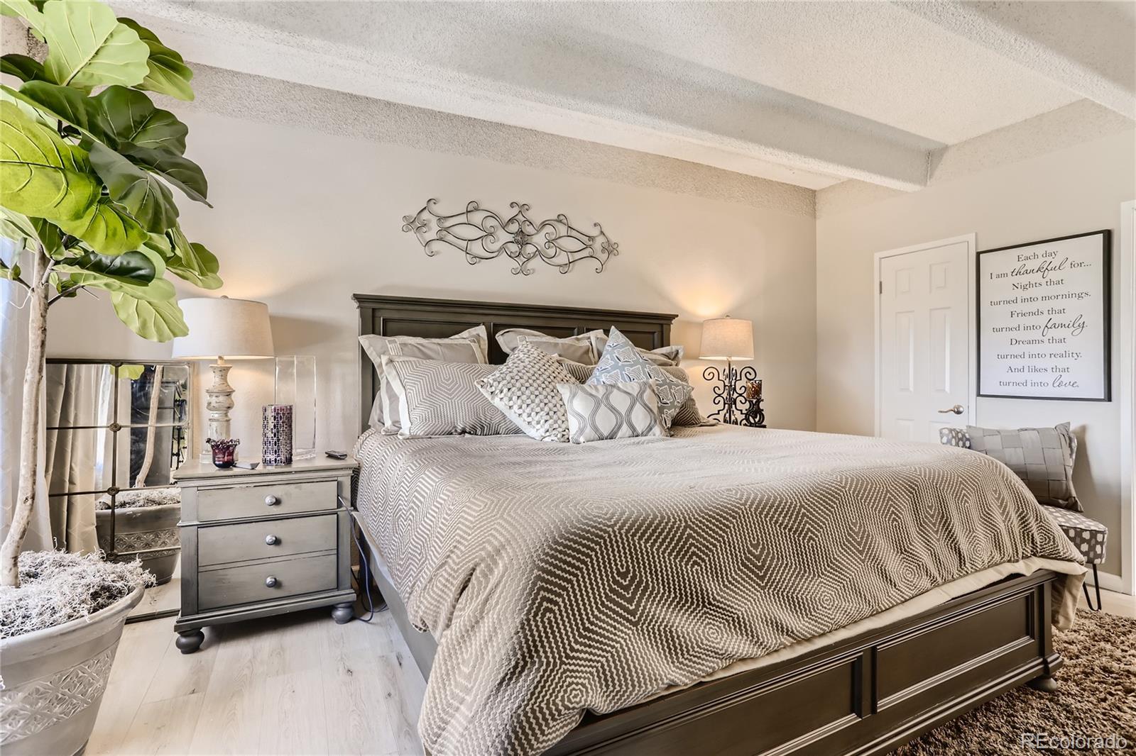 7877 E Mississippi Avenue Unit: 805