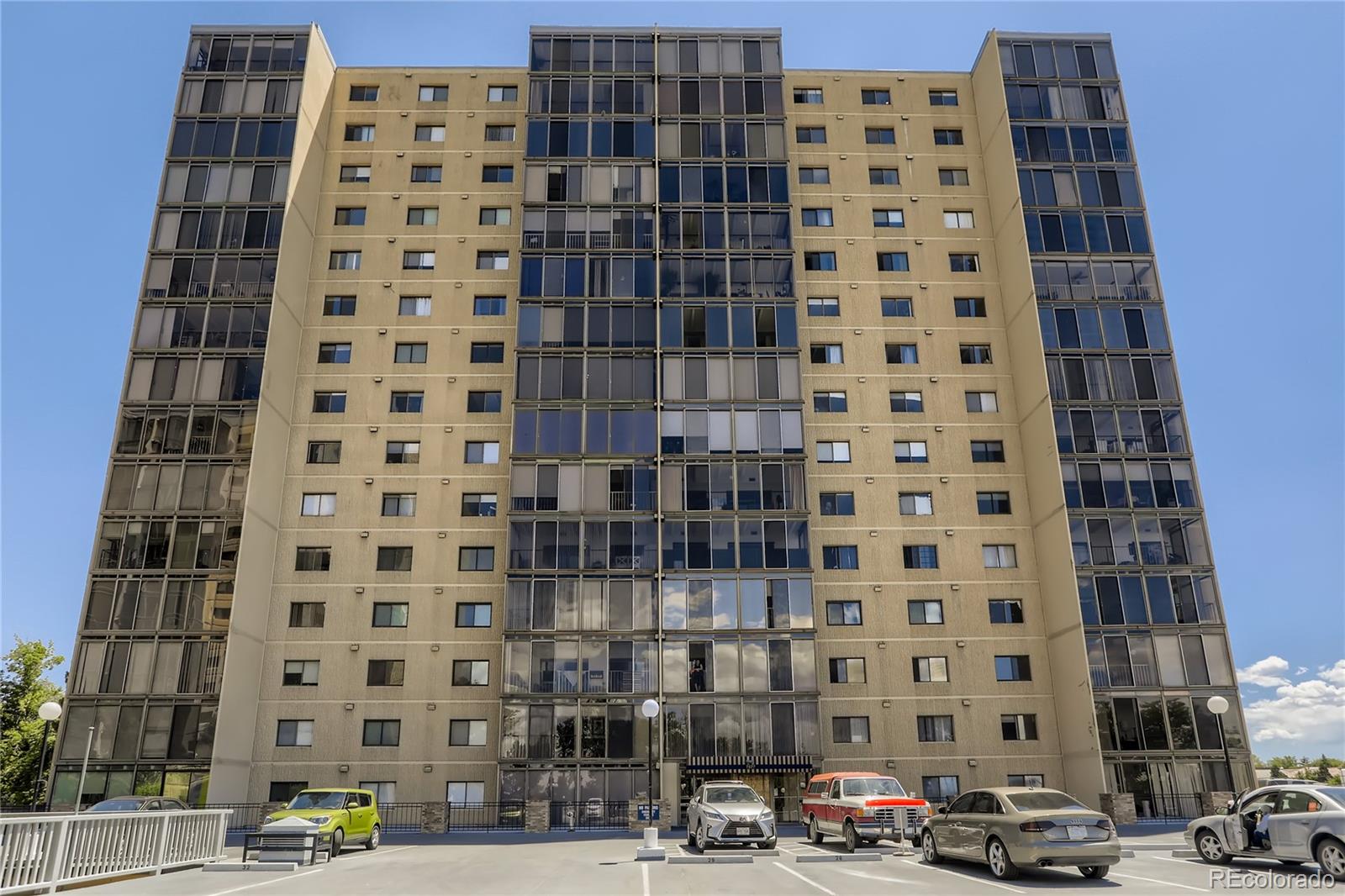 7877 E Mississippi Avenue Unit: 805