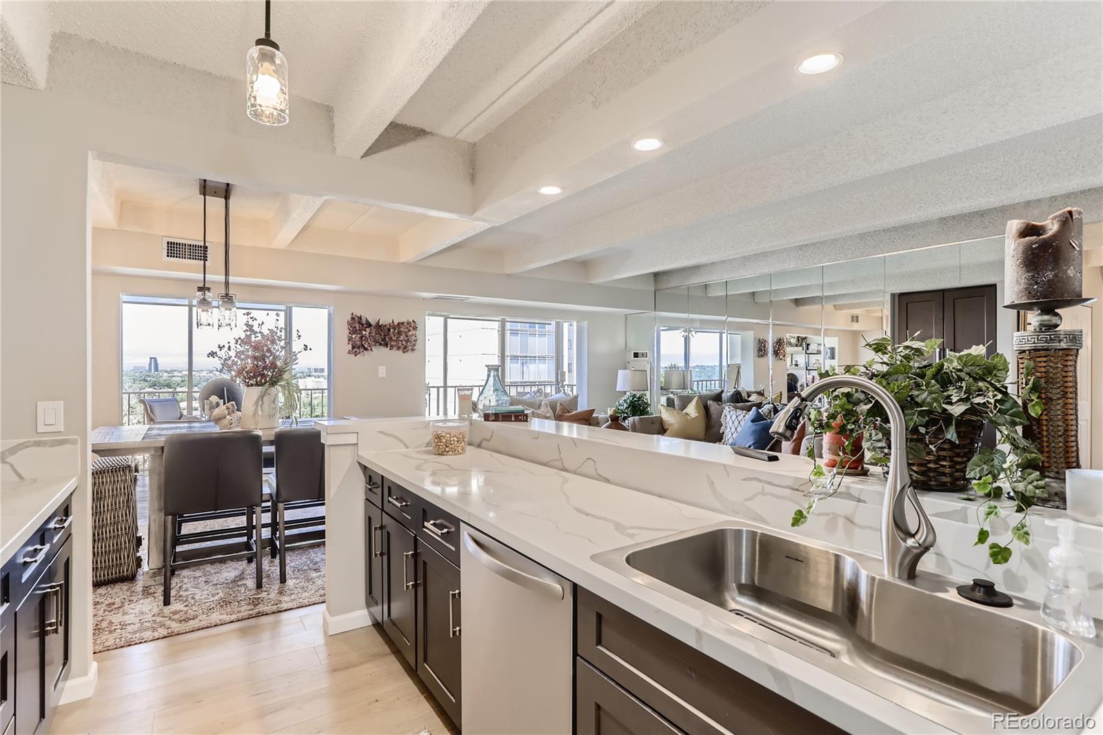 7877 E Mississippi Avenue Unit: 805