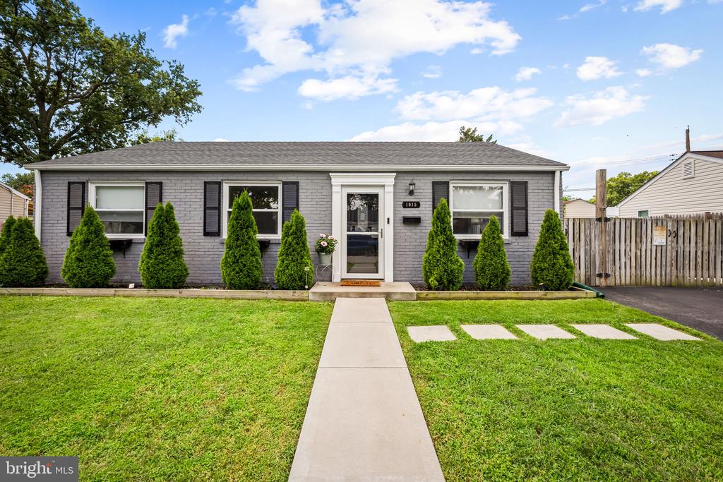 1015 EDGERLY ROAD