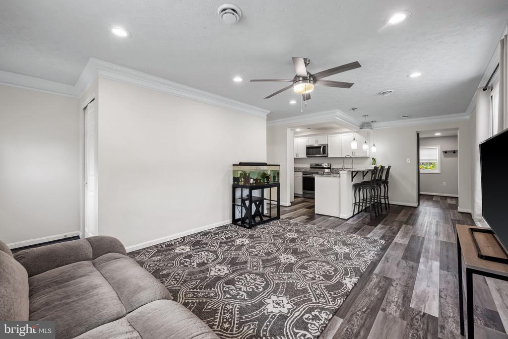 1015 EDGERLY ROAD