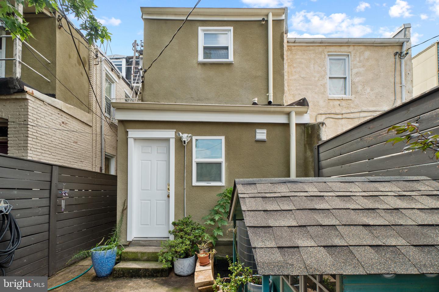 2314 E Fairmount Ave