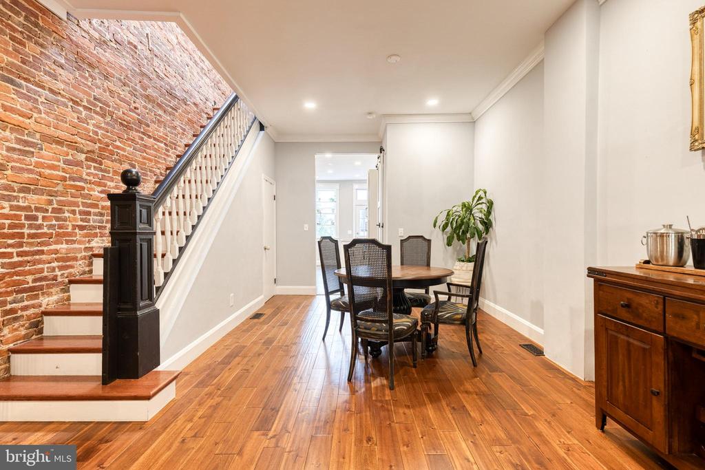 21 N Collington Ave N