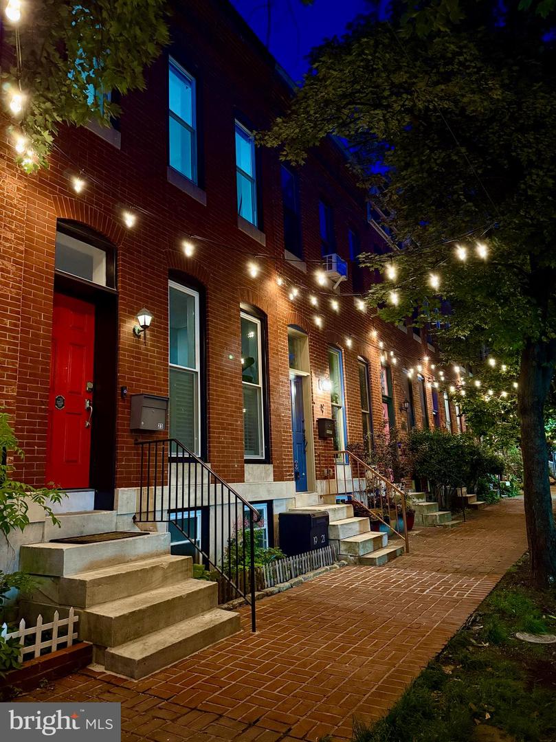 21 N Collington Ave N