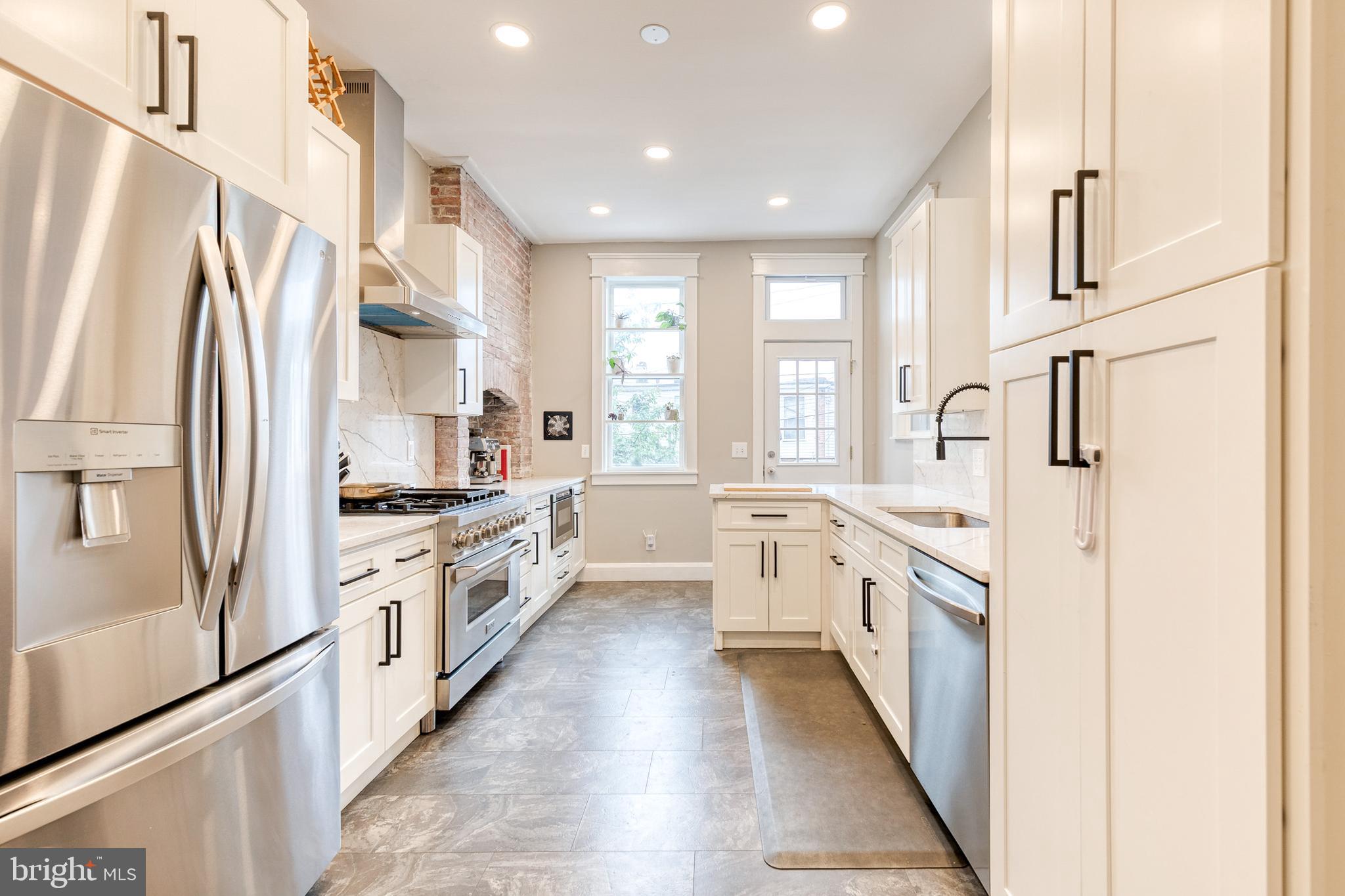 21 N Collington Ave N