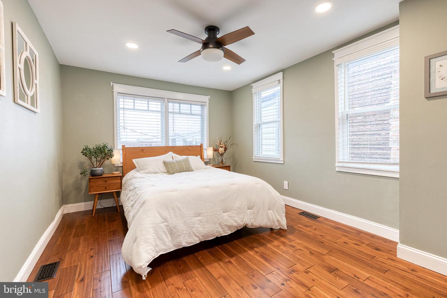 21 N Collington Ave N