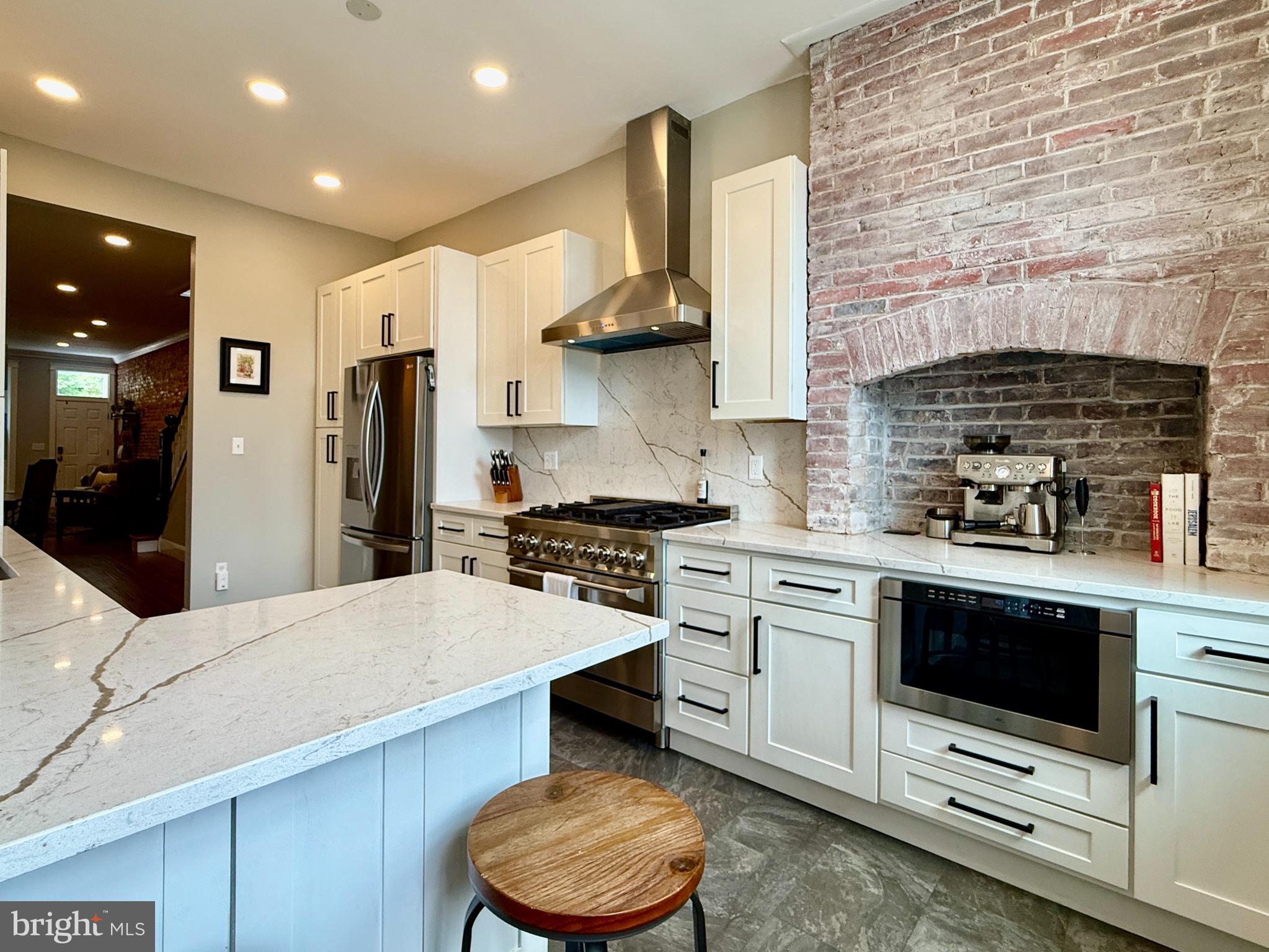 21 N Collington Ave N