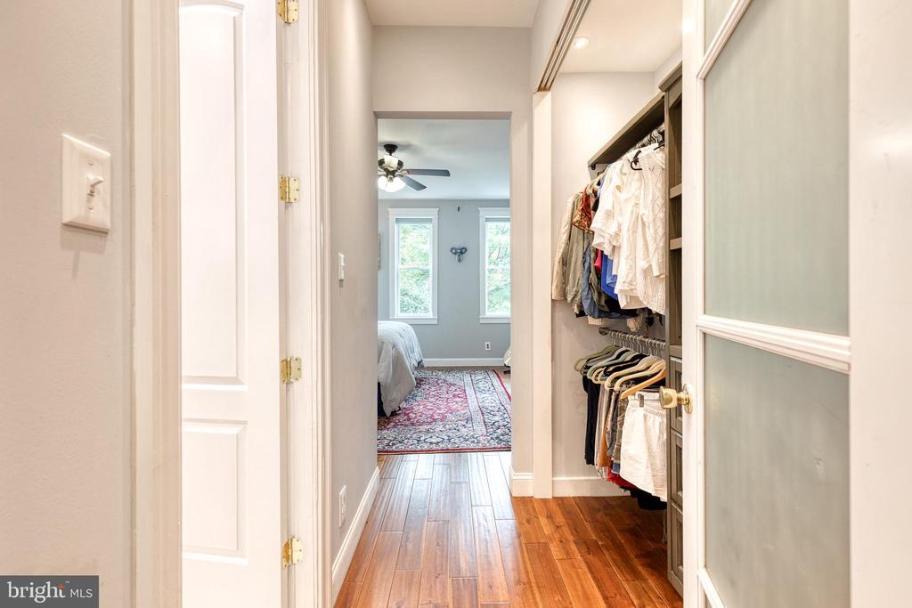 21 N Collington Ave N