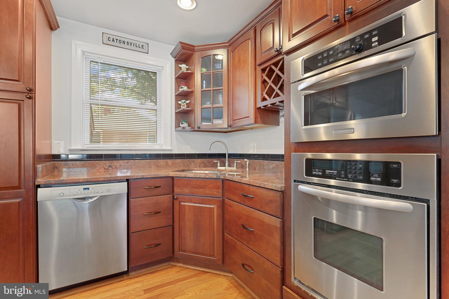 38 Delrey Ave