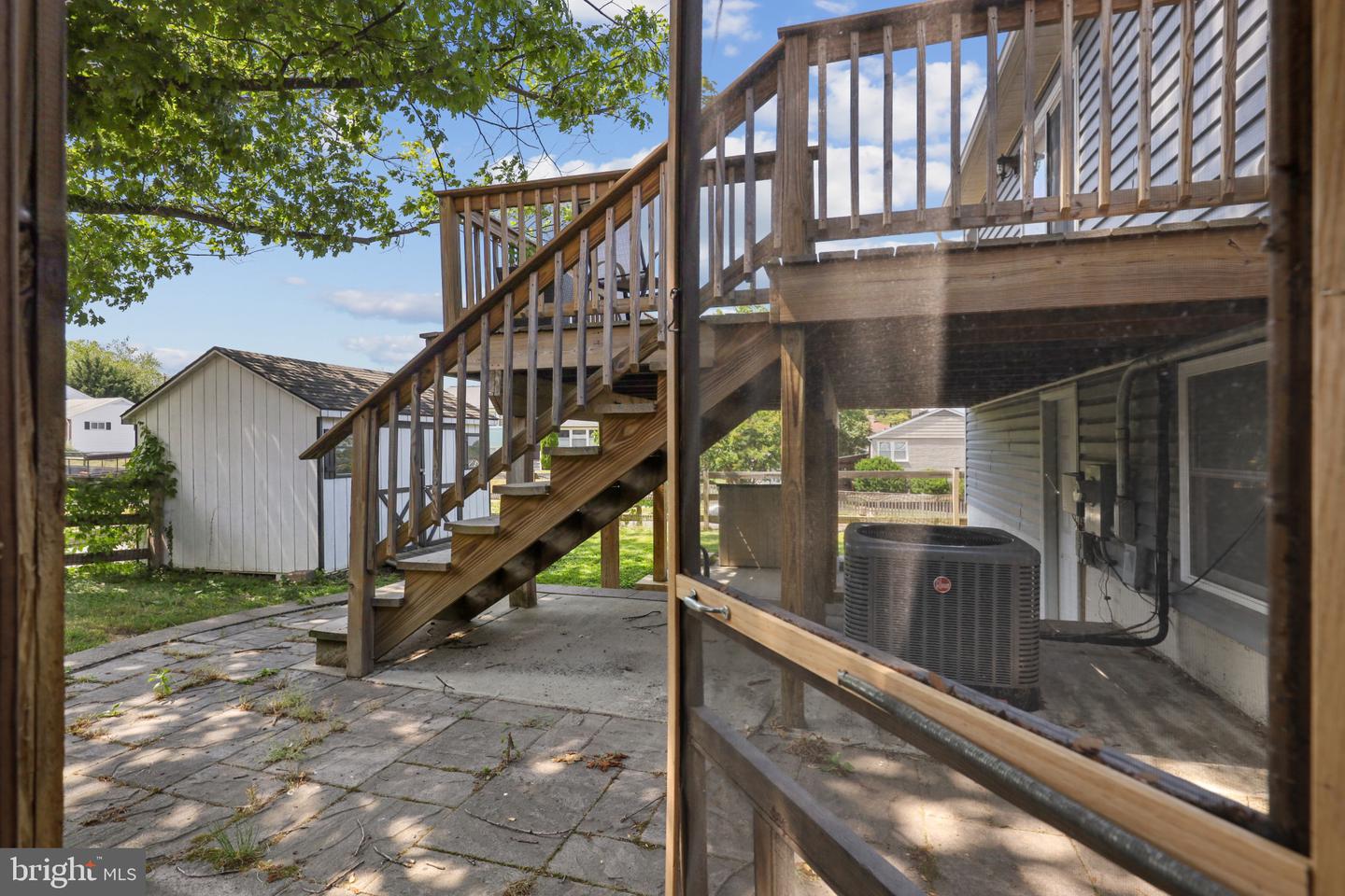 38 Delrey Ave