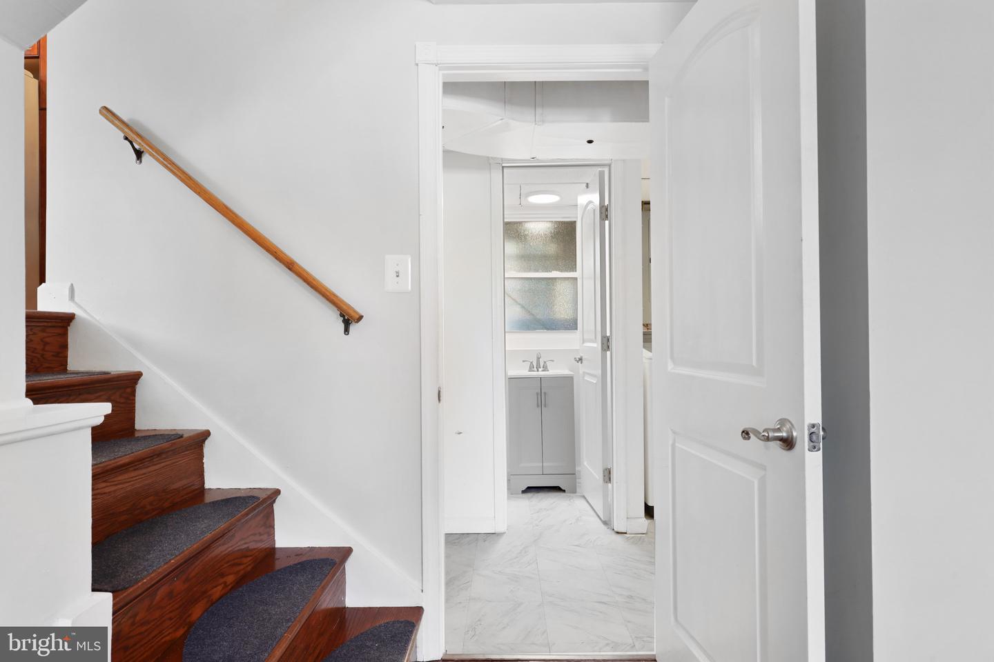 38 Delrey Ave