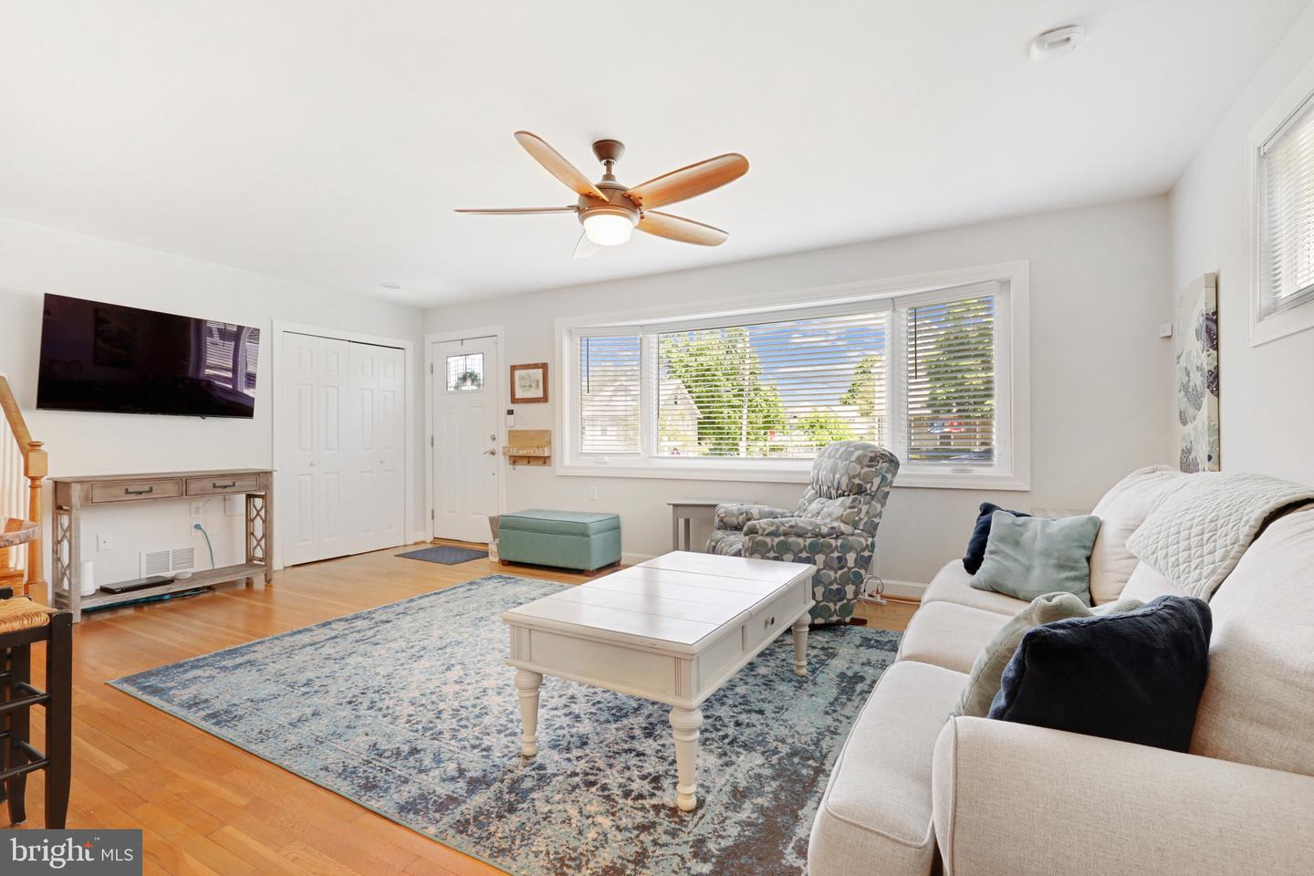 38 Delrey Ave