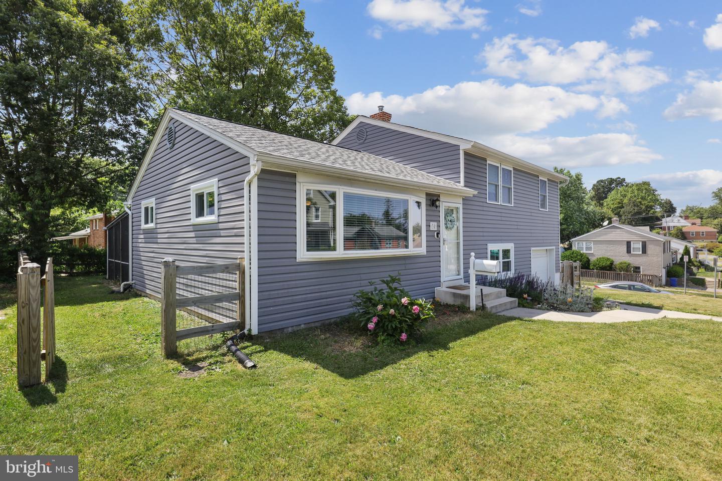 38 Delrey Ave