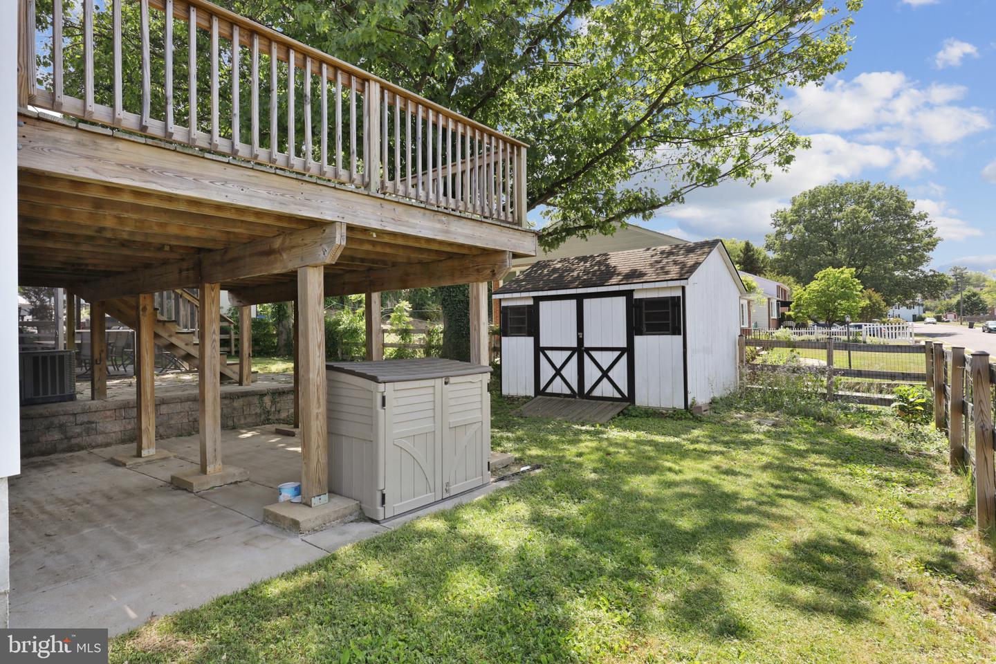 38 Delrey Ave