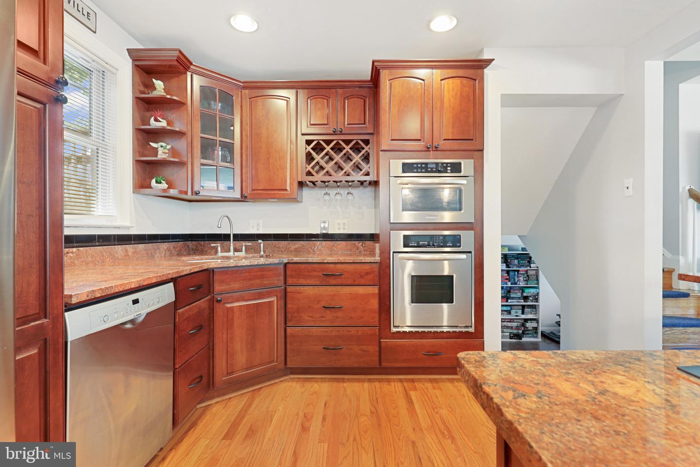 38 Delrey Ave