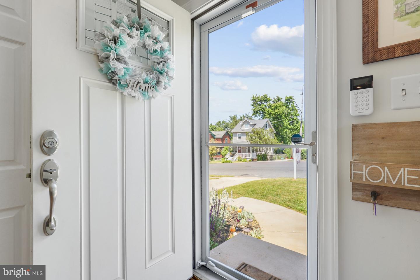 38 Delrey Ave