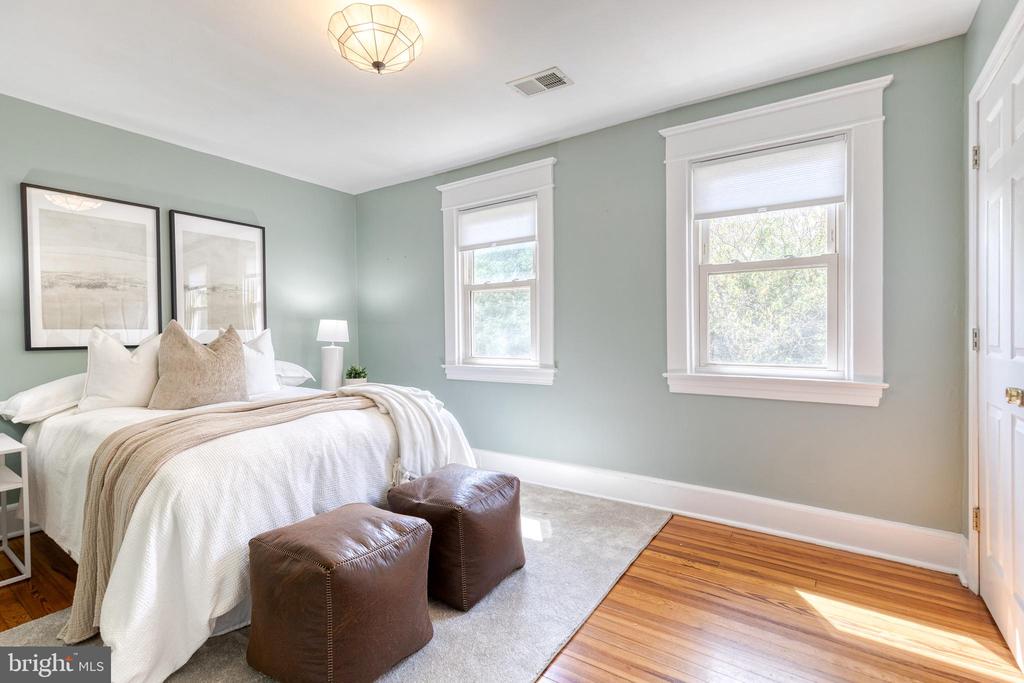 10 GLENWOOD