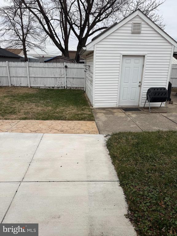 2407 SARATOGA