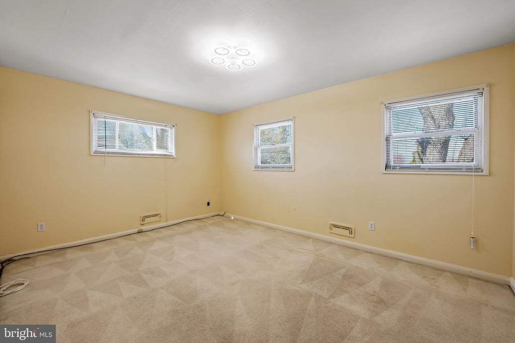 916 PRESTWOOD