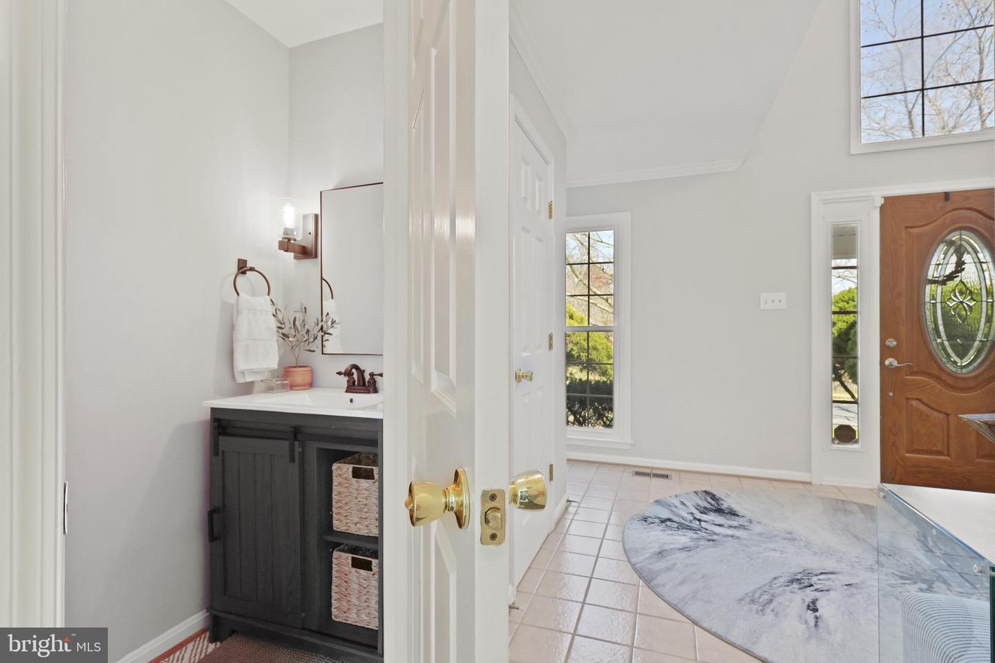 10317 Kingsbridge Rd