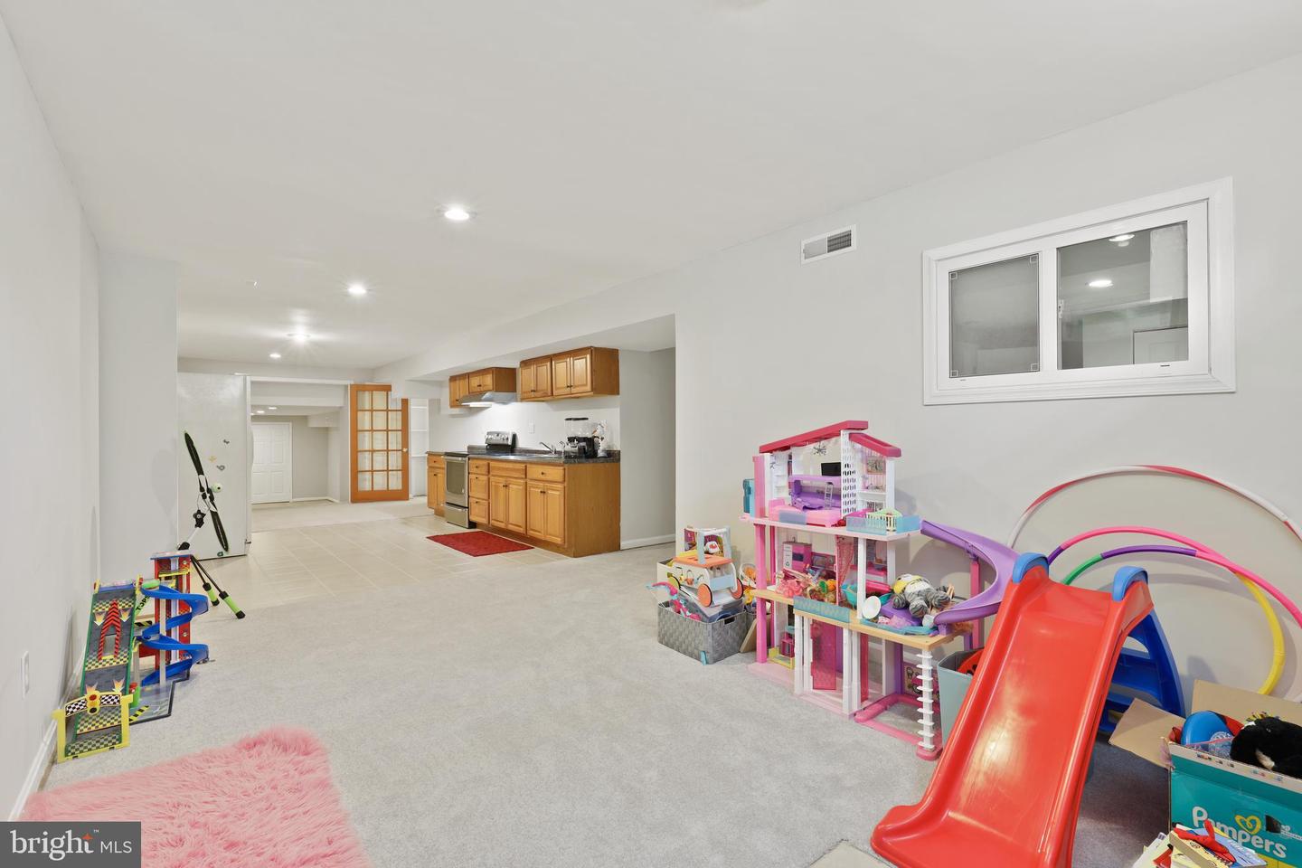 10317 Kingsbridge Rd