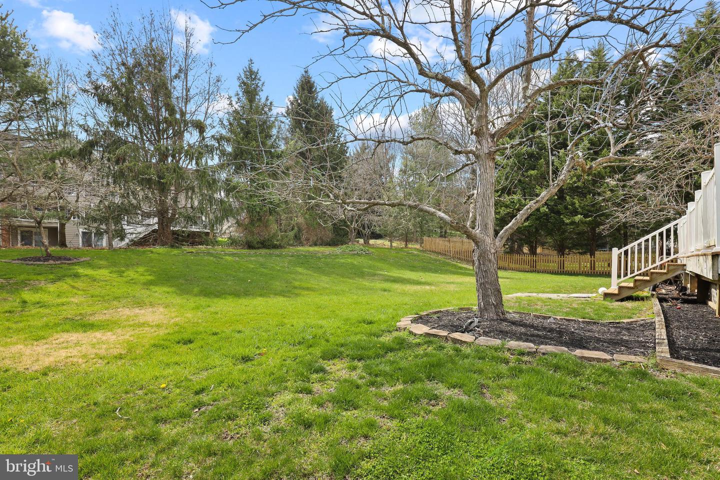 10317 Kingsbridge Rd