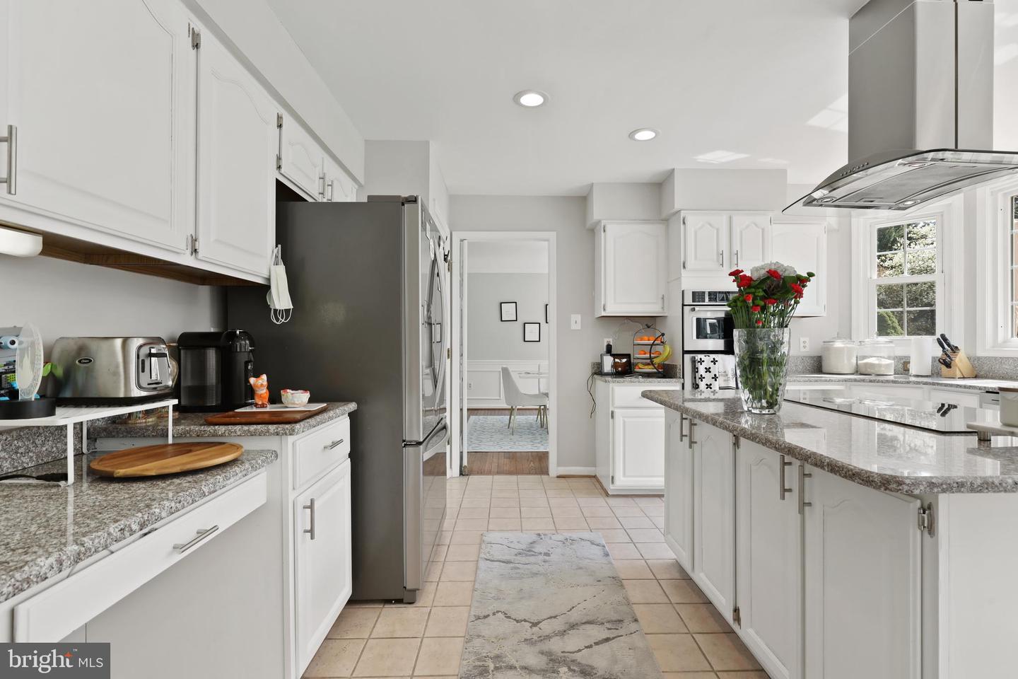 10317 Kingsbridge Rd