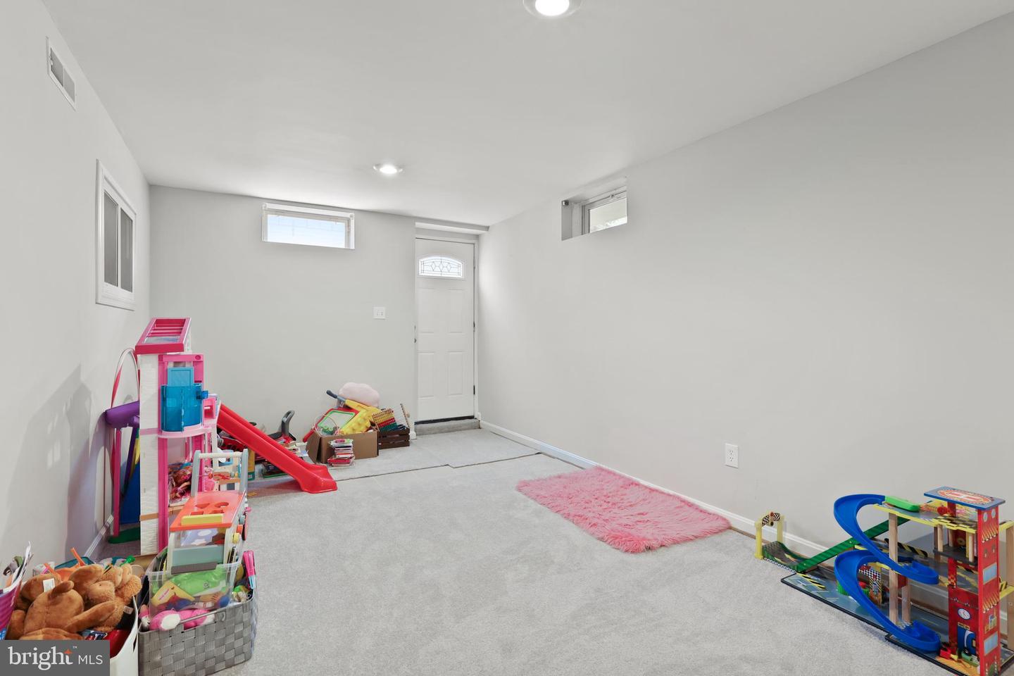 10317 Kingsbridge Rd