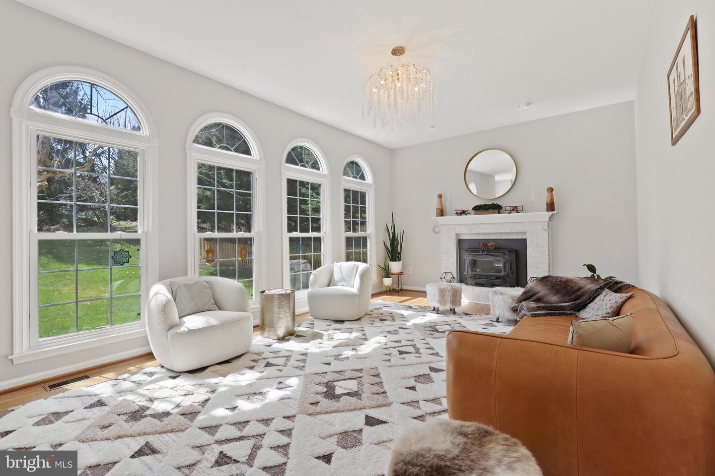 10317 Kingsbridge Rd